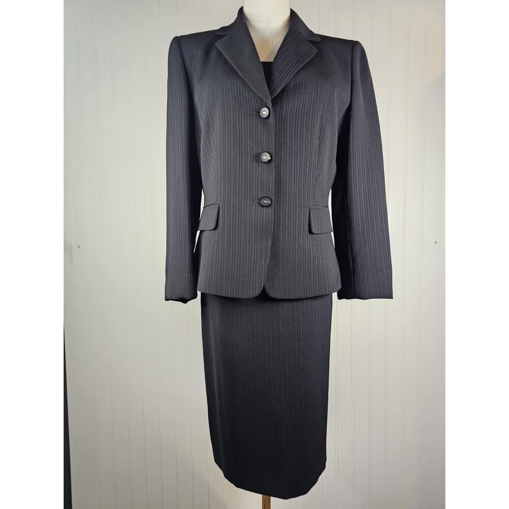 Tahari‎ Arthur S Levine Black Pinstripe 3 Piece Blazer Skirt Blouse Set Size 8